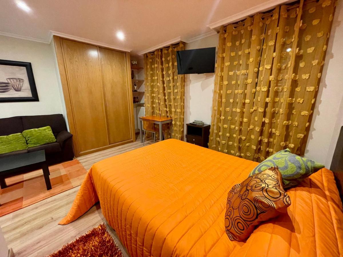 Apartamentos Ronda 비고 외부 사진